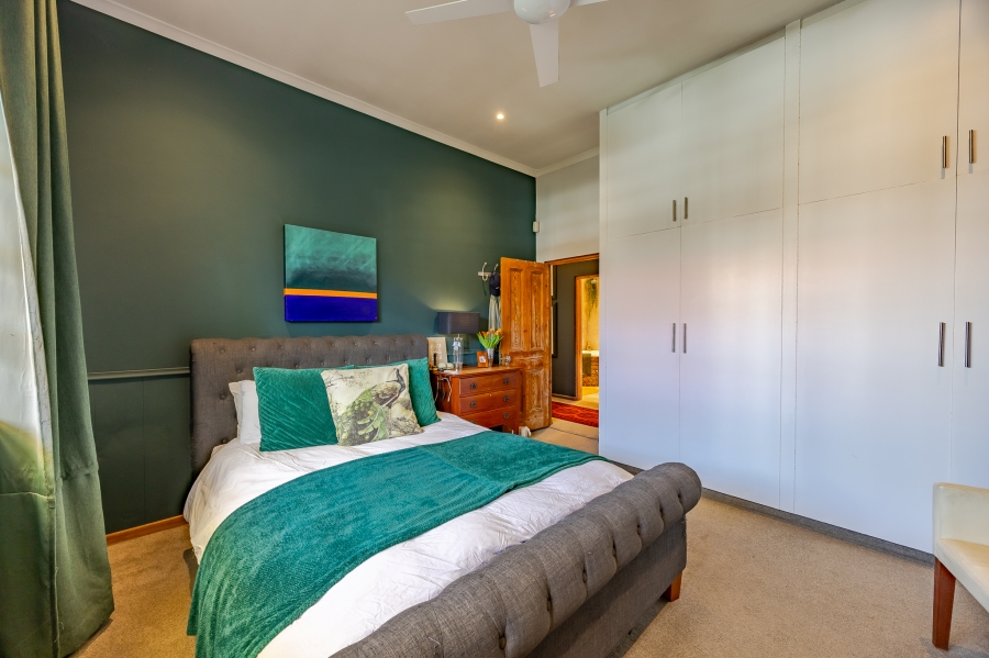 2 Bedroom Property for Sale in Harfield Village Western Cape